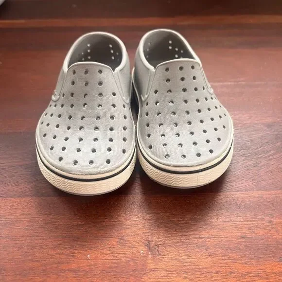 Native Kids Gray Slip-On Shoes - Picture 3 of 4